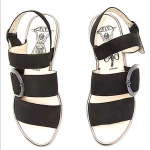 Fly London Womens Idra Goat Leather Sandal 37